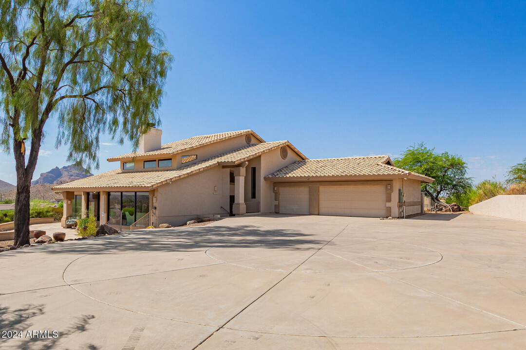 17011 E Monterey Dr in Fountain Hills, AZ - Building Photo