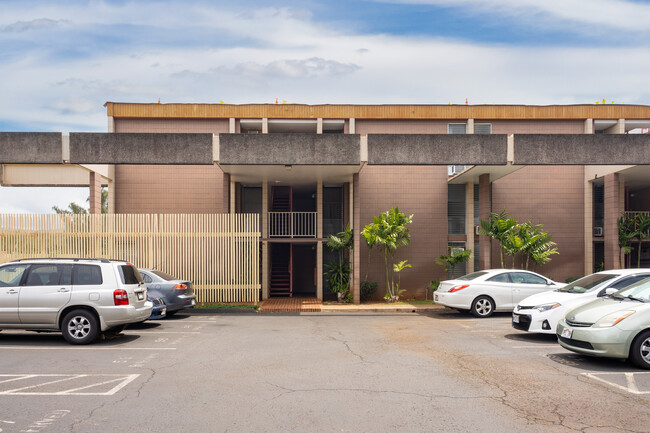 Three Regents in Honolulu, HI - Building Photo - Building Photo