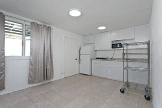 436 Hualani St in Kailua, HI - Building Photo - Building Photo