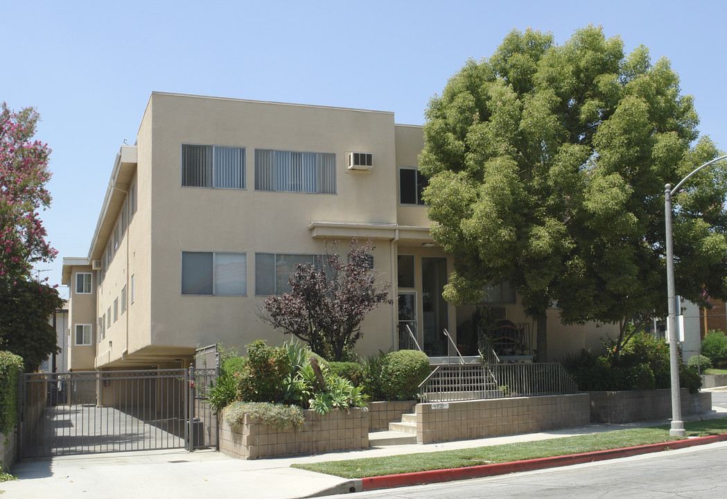 Stoneman Villa in Alhambra, CA - Building Photo