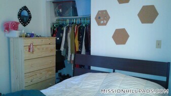 63 S Huntington Ave, Unit 3 in Boston, MA - Building Photo