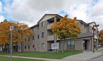 Wembly Place Apartments in St Catharines, ON - Building Photo