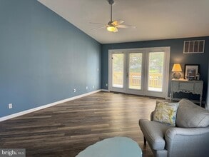 8013 Bridgepointe Dr in Chester, MD - Building Photo - Building Photo