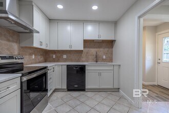 558 Bellangee Ave in Fairhope, AL - Building Photo - Building Photo