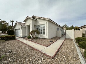 7960 Nookfield Dr in Las Vegas, NV - Building Photo - Building Photo