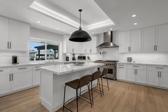 2537 Lucille Dr in Fort Lauderdale, FL - Foto de edificio - Building Photo