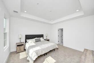 2424 Harrington St in Houston, TX - Building Photo - Building Photo