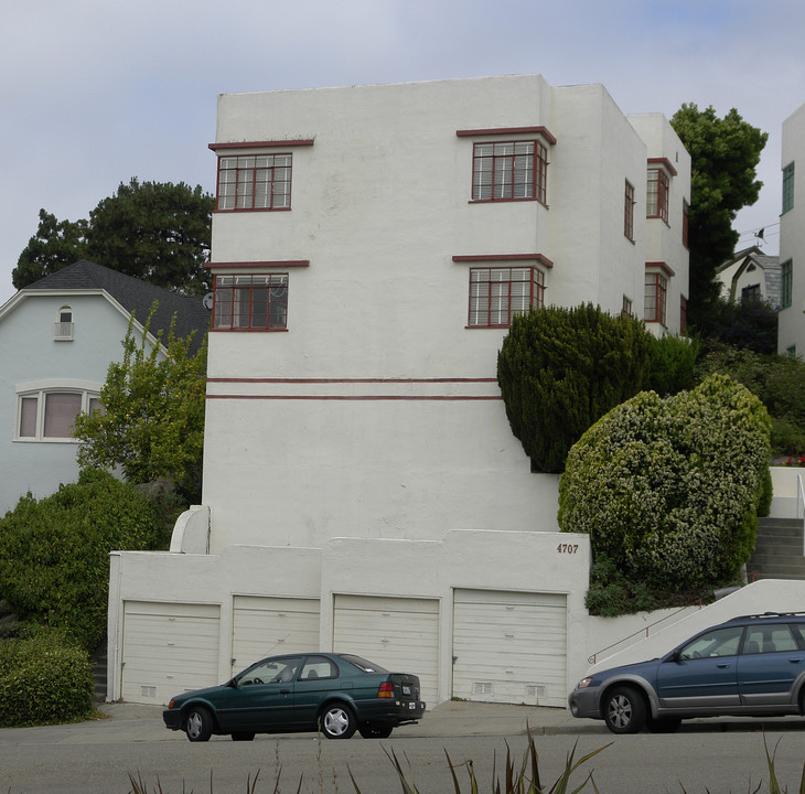 4707 Park Blvd in Oakland, CA - Building Photo