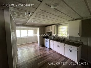 1304 W 24th St in North Little Rock, AR - Foto de edificio - Building Photo