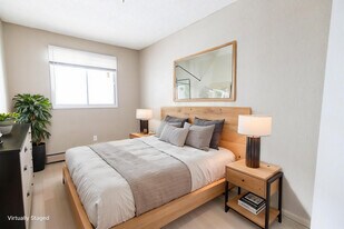 Chinook Woods in Calgary, AB - Building Photo