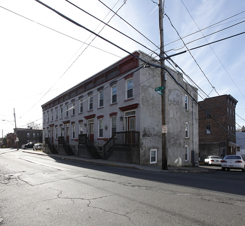 1329-1335 15th St in Troy, NY - Building Photo