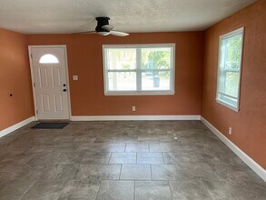 2619 Miriam St S in Gulfport, FL - Building Photo - Building Photo