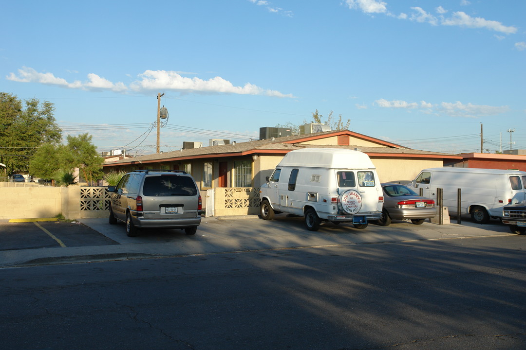 Arrowhead Acres in North Las Vegas, NV - Building Photo