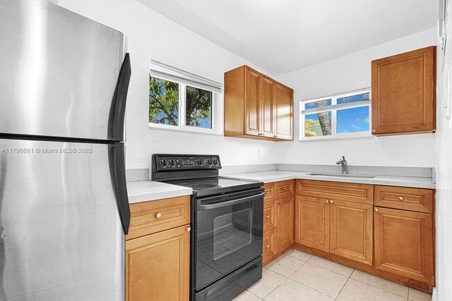 property at 1960 SW 41st Ave