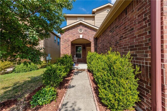 6716 Glebe Path in Austin, TX - Building Photo - Building Photo