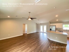 4 Spring Cir in Ocala, FL - Building Photo - Building Photo