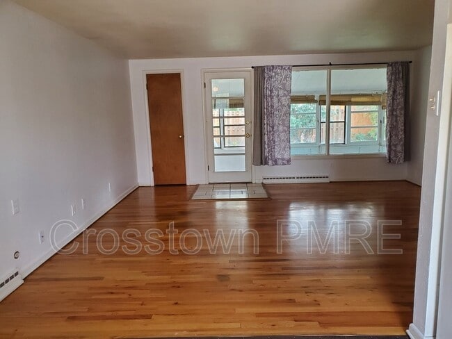 212 4th St in Eaton, CO - Building Photo - Building Photo