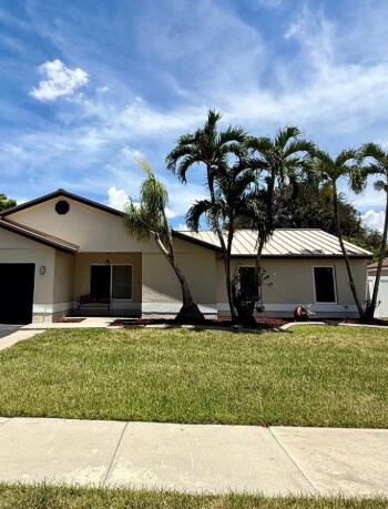 11561 SW 51st Ct in Cooper City, FL - Building Photo