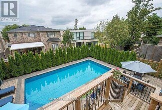 90 Grandview Ave in Markham, ON - Building Photo - Building Photo