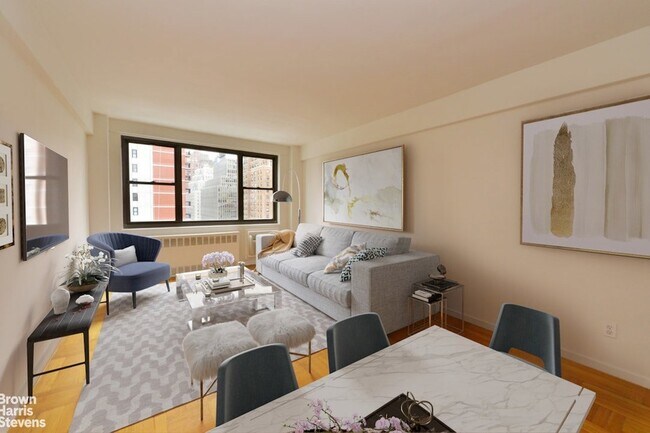 property at 250 E 39th St