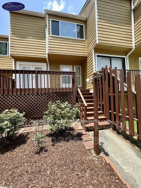 63 Sandalwood Cir