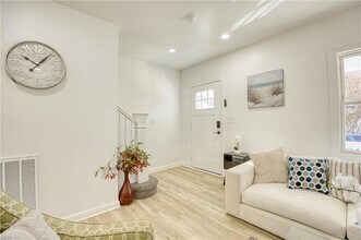 910 Rugby St in Norfolk, VA - Building Photo - Building Photo