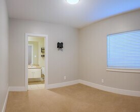 404 Parker St in Houston, TX - Foto de edificio - Building Photo