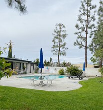 Quiet Cove Apartments in Garden Grove, CA - Building Photo - Building Photo