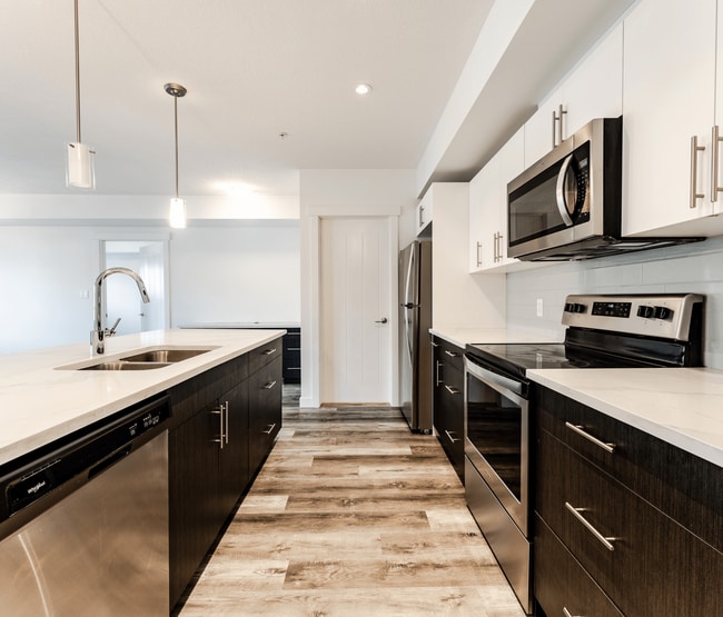 Nautical Luxury Suites at Summerside in Edmonton, AB - Building Photo - Building Photo