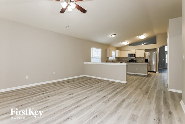 25131 Hyde Park Blvd in Land O Lakes, FL - Building Photo - Building Photo