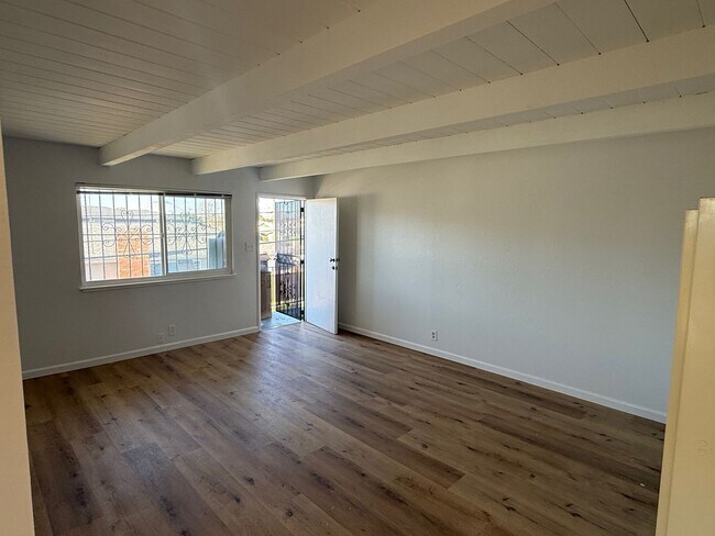 5300 School St in El Cerrito, CA - Building Photo - Building Photo