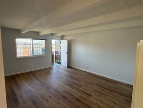 5300 School St in El Cerrito, CA - Building Photo - Building Photo