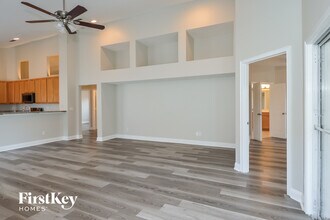 14744 Falling Waters Dr in Jacksonville, FL - Building Photo - Building Photo