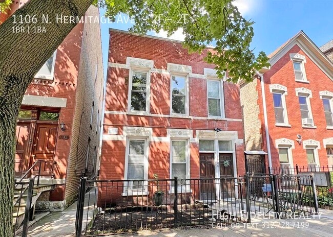 property at 1106 N Hermitage Ave
