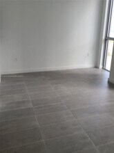 227 NE 2nd St-Unit -2311 in Miami, FL - Building Photo - Building Photo
