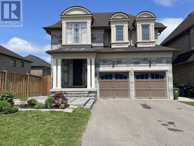 property at 35 Queen Magdalene Pl