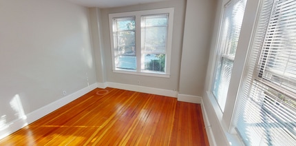 5 Elmer St, Unit 2 in Cambridge, MA - Foto de edificio - Building Photo