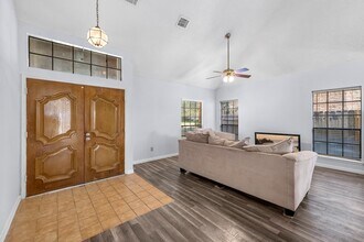 4322 Palmer Plantation Dr in Missouri City, TX - Building Photo - Building Photo