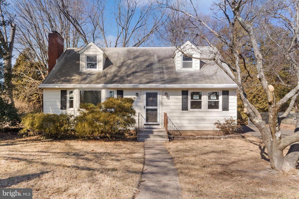 119 Nancy Ln in Ewing Township, NJ - Building Photo