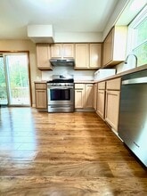 1405 Green Acres Dr in Parma, OH - Building Photo - Building Photo
