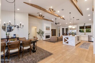 3247 E Sells Dr in Phoenix, AZ - Building Photo - Building Photo