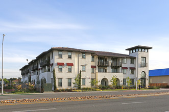 Camino Del Rey Senior Apartment Homes in Santa Clara, CA - Building Photo - Building Photo