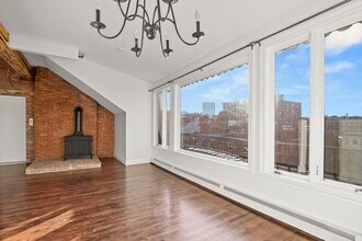 32 Hancock St in Boston, MA - Building Photo - Building Photo