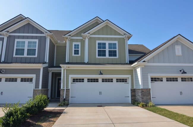 property at 1047 June Wilde Rdg