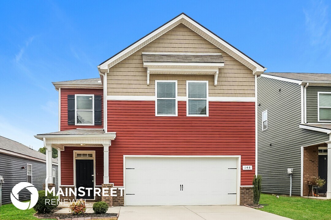 148 Victory Cir in Ashland City, TN - Foto de edificio