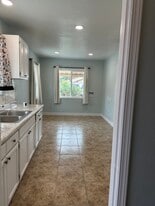 6052 Fishburn Ave in Huntington Park, CA - Building Photo