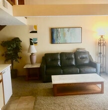 17 Fall Creek Trail, Unit 5 in Branson, MO - Foto de edificio - Building Photo