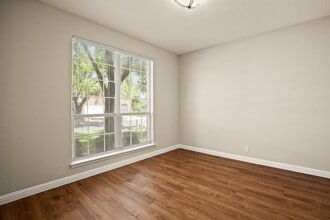 8903 Rustic Cove in Austin, TX - Building Photo - Building Photo