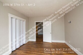 3904 W 37th St in Cleveland, OH - Building Photo - Building Photo