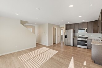 5748 Thurless Ln in Colorado Springs, CO - Building Photo - Building Photo